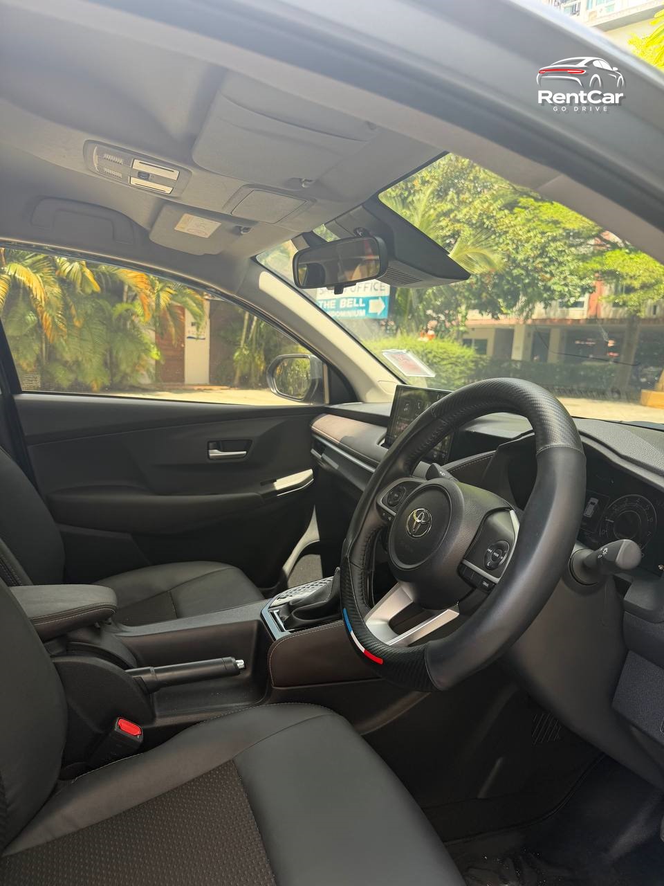 Toyota Yaris Ativ Unit 02, место водителя